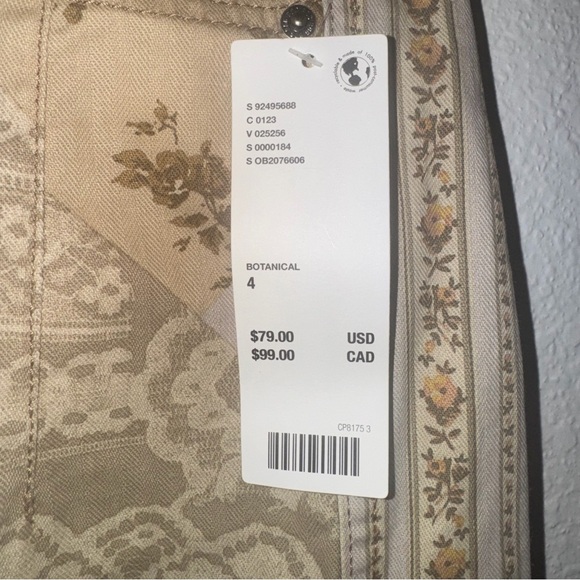 Elise Barrel Leg Pant In Floral from Urban Outfitters. - Picture 4 of 9